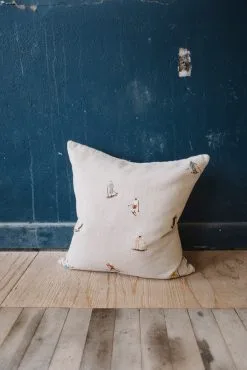 Fine Little Day Skiers Kussenhoes 48x48 Cm -Kussens winkel 40899 01 41 EnvironmentImage 191ef66aff