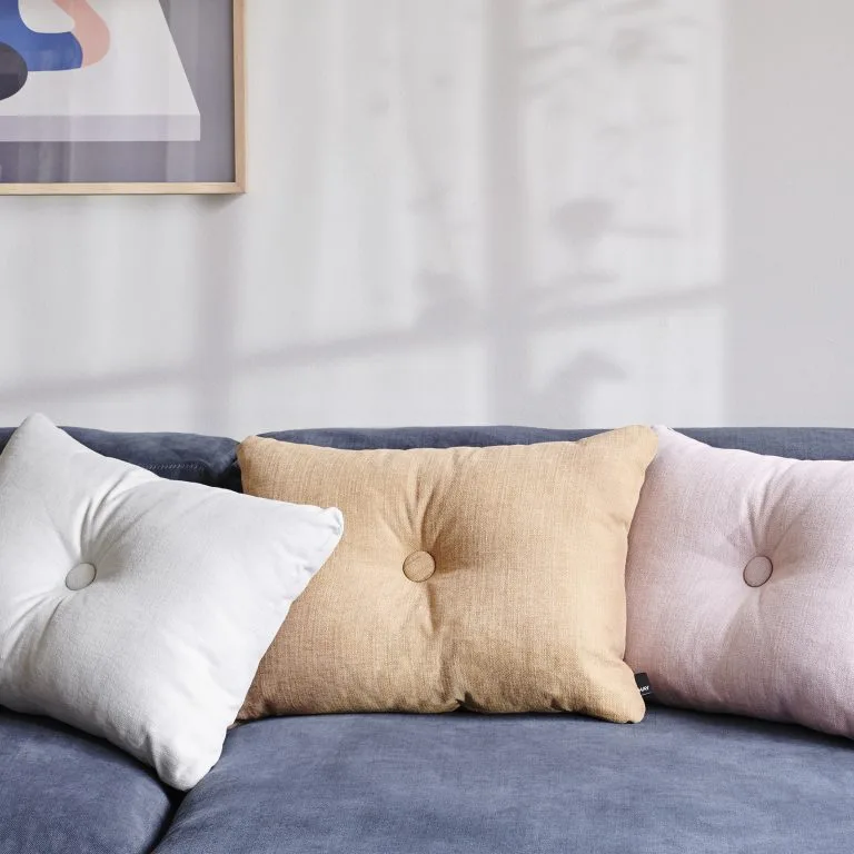 Hay Dot Cushion Tint 1 Dot Kussen 45x60 Cm 5 Hay Dot Cushion Tint 1 Dot Kussen 45x60 Cm - Afbeelding 3