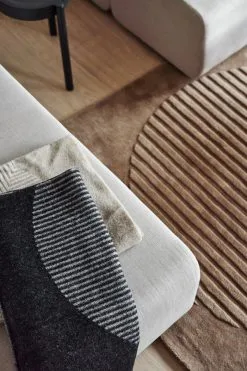 NJRD Circles Wollen Plaid 130x185 Cm -Kussens winkel 504262 01 30 EnvironmentImage f3662219cc