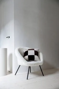 ByOn Pad Kussen 45x45 Cm 9 ByOn Pad Kussen 45x45 Cm -Kussens winkel 508619 01 11 EnvironmentImage 0218e7a205