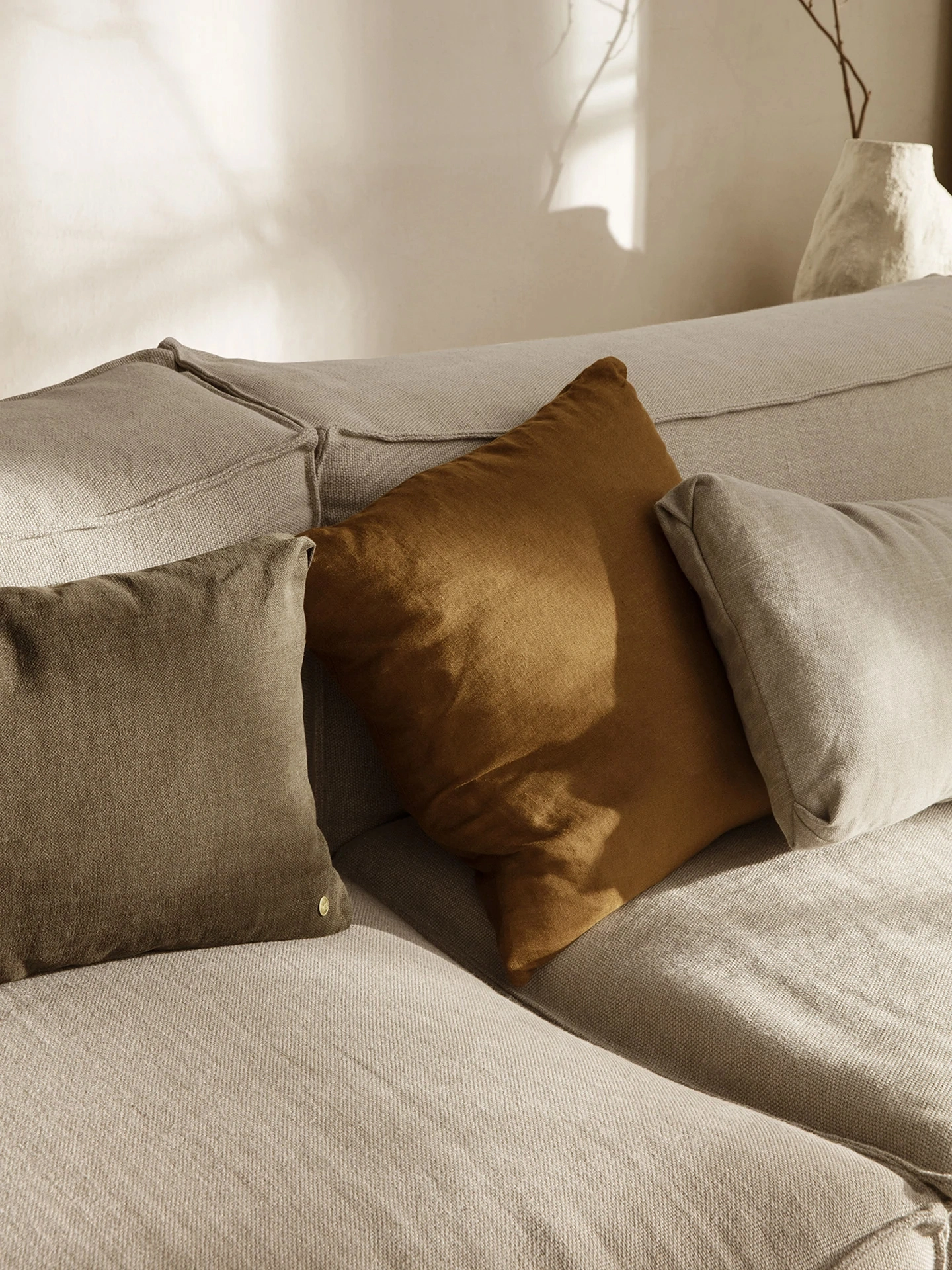 Ferm LIVING Clean Kussen Hot Madison 40x60 Cm 5 Ferm LIVING Clean Kussen Hot Madison 40x60 Cm - Afbeelding 3