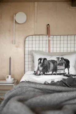 Boel & Jan Walter Wollen Plaid 120x150 Cm -Kussens winkel 570720 01 41 EnvironmentImage eb362f7cf3